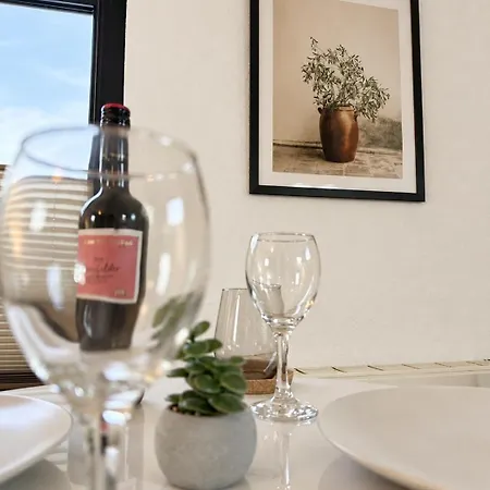 Neues Studio-apartment Mit Dachterrasse & Privatparkplatz Naehe Bremen Lejlighed Delmenhorst